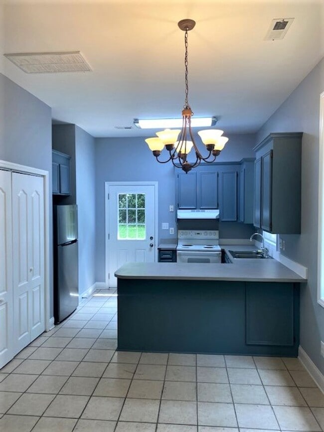 19632 Tryon St in Cornelius, NC - Building Photo - Building Photo