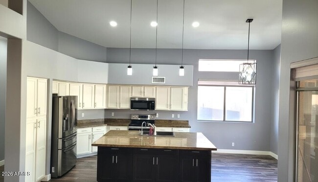 4058 E Aspen Way in Gilbert, AZ - Building Photo - Building Photo