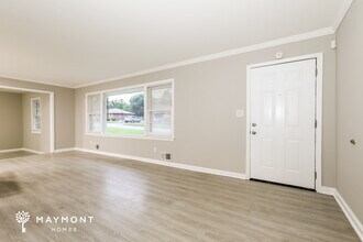 111 Scarlett Dr in Jonesboro, GA - Building Photo - Building Photo