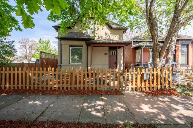 property at 3454 Lafayette St