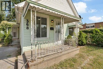 368 McKay Ave in Windsor, ON - Foto de edificio - Building Photo