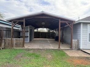 103 S 4th St in Odem, TX - Building Photo - Building Photo