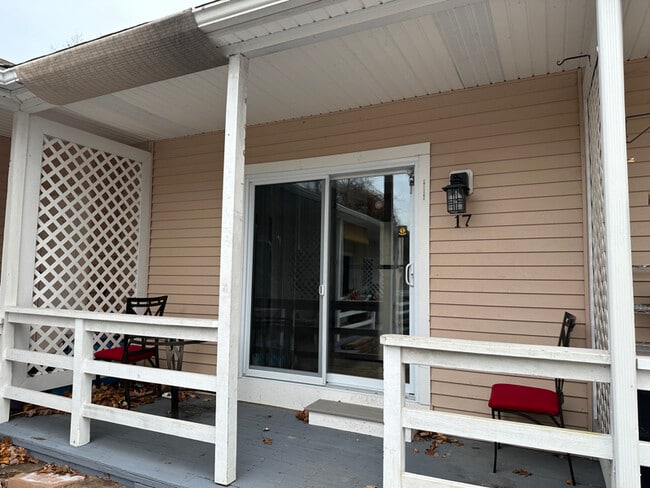 property at 454 Winnacunnet Rd