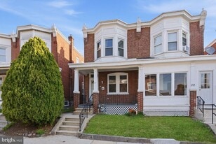 211 E Poplar St in Norristown, PA - Building Photo