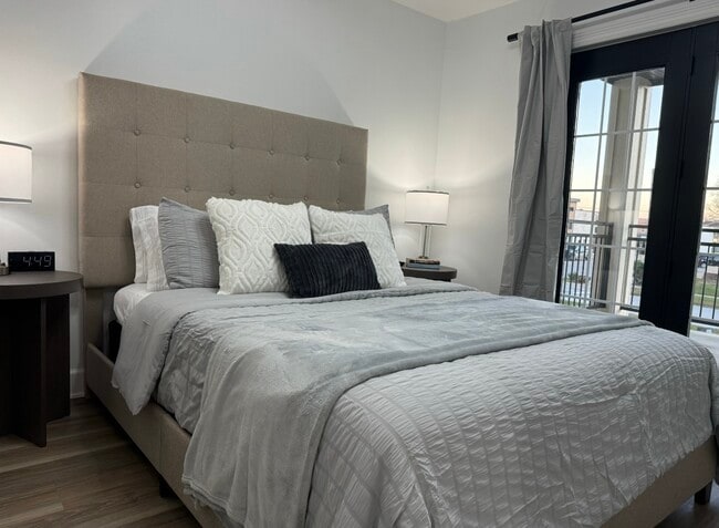 209 W Jefferson St in Winterset, IA - Building Photo - Building Photo