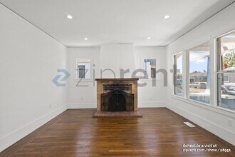 2306 108th Ave in Oakland, CA - Building Photo - Building Photo