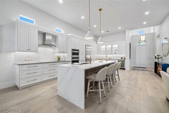 6597 Caldecott Dr in Naples, FL - Building Photo - Building Photo