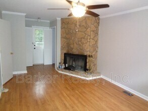 309 White Oak Dr in Cary, NC - Building Photo - Building Photo