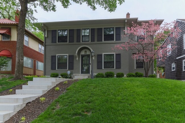 204 W 68th Terrace in Kansas City, MO - Building Photo - Building Photo