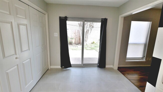 12800 Briar Forest Dr