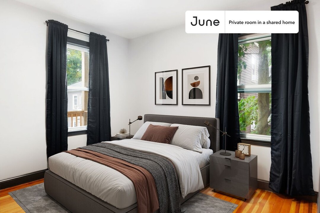 Room in Shared 4 bed/2 bath home in Boston, MA - Building Photo