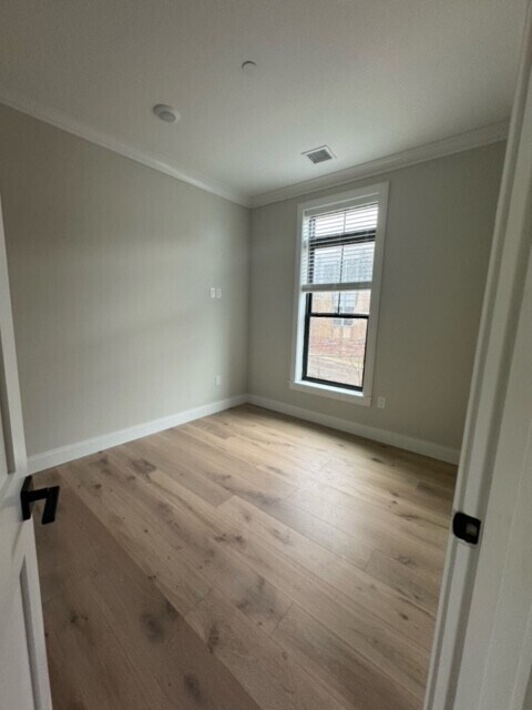 171 Everett St in Boston, MA - Building Photo - Building Photo