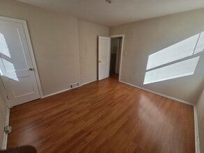 4500 Shelmire Ave in Philadelphia, PA - Building Photo - Building Photo