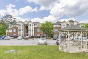Regent Park Apartments in Columbia, SC - Building Photo