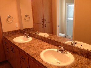 1710-1712 Alder St in Eugene, OR - Building Photo - Building Photo