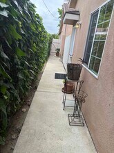 5849 White Oak Ave in Encino, CA - Building Photo - Building Photo