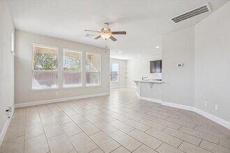 1036 Chad Lp in Round Rock, TX - Building Photo - Building Photo