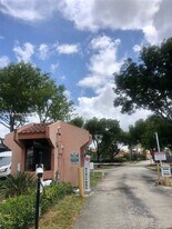 20840 San Simeon Way in North Miami Beach, FL - Building Photo