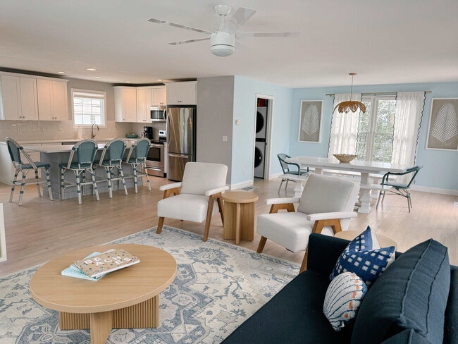 65 What Cheer Rd in Narragansett, RI - Building Photo - Building Photo