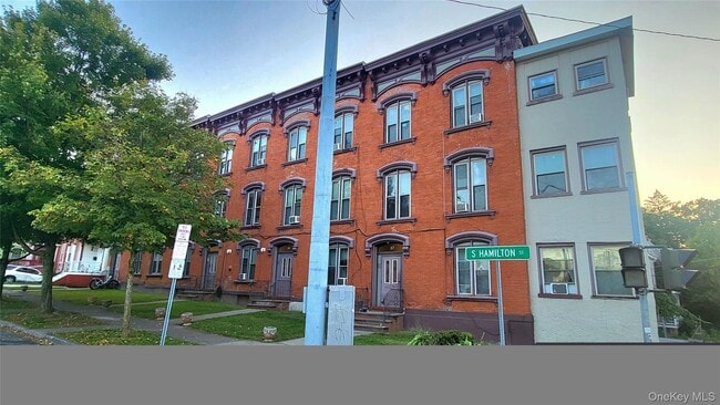 property at 61 S Hamilton St