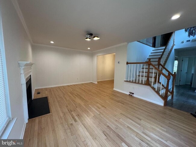 10676 Muirfield Dr in Potomac, MD - Building Photo - Building Photo