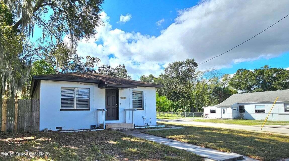 1029 Tropic St in Titusville, FL - Building Photo