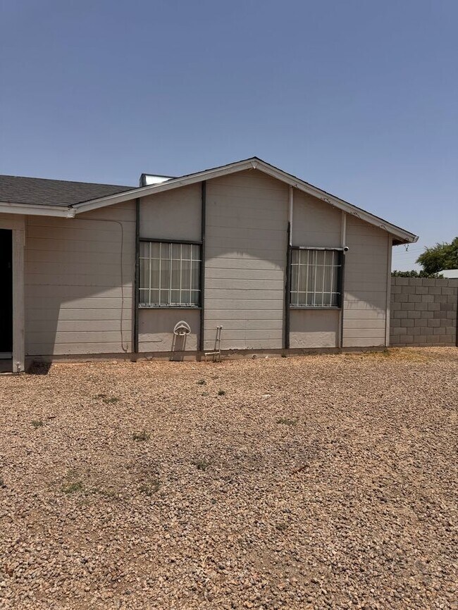 7926 West Campbell Ave in Phoenix, AZ - Building Photo - Building Photo