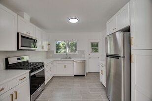 2005 21st St, Unit 2 in Santa Monica, CA - Building Photo