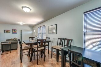 2003 Rosecliff Dr, Unit 2 in Nashville, TN - Building Photo - Building Photo