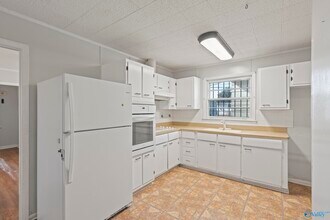 1611 Clb Vw Dr NW in Huntsville, AL - Building Photo - Building Photo