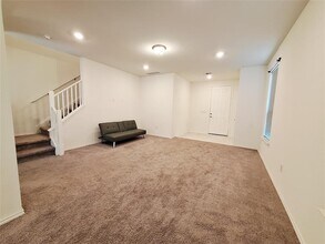 6413 Wagon Spring St in Austin, TX - Building Photo - Building Photo