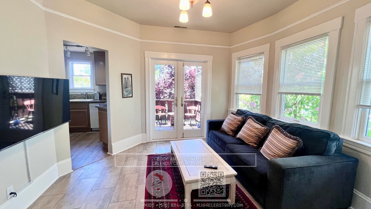 2122 Sacramento St, Unit Upper in Berkeley, CA - Building Photo