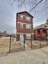 7952 S Carpenter St in Chicago, IL - Building Photo