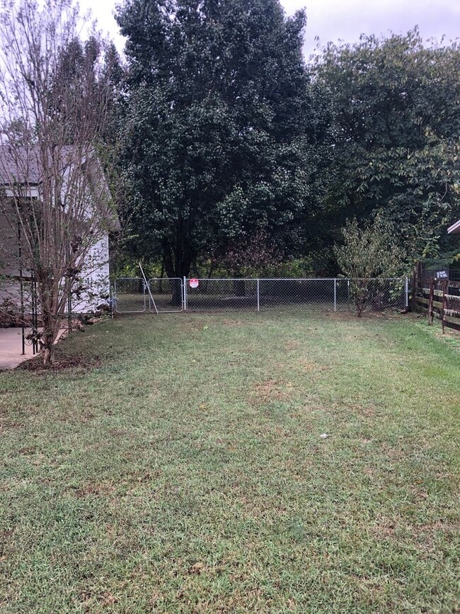 116 Lilly St in Searcy, AR - Building Photo - Building Photo