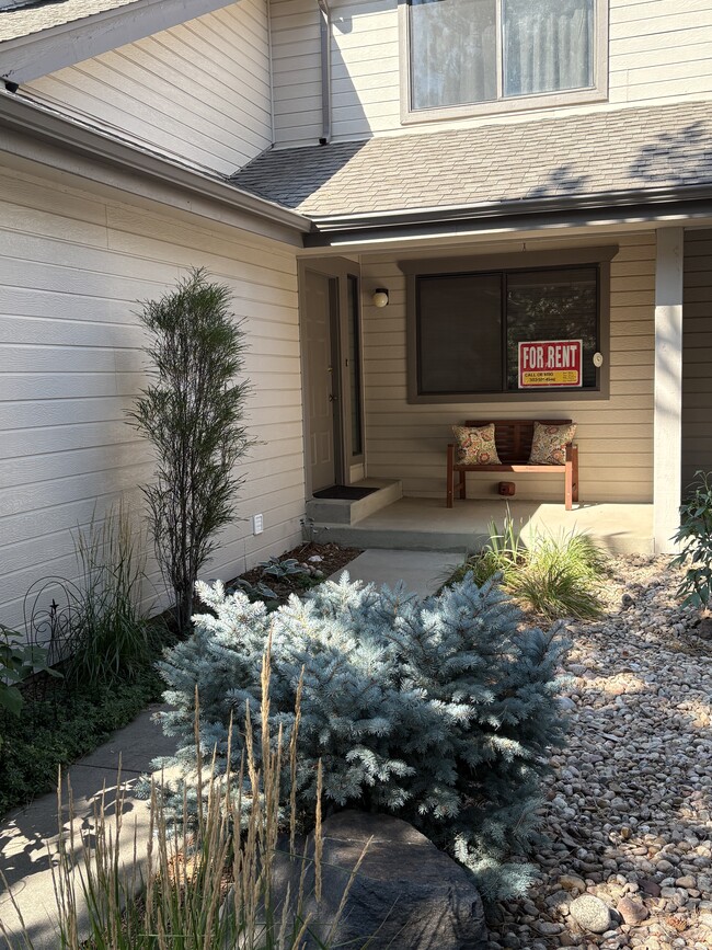 property at 4639 Burgundy Ln