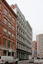 137 Greene St in New York, NY - Foto de edificio - Building Photo