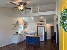 315 Hobson St in Weatherford, TX - Building Photo