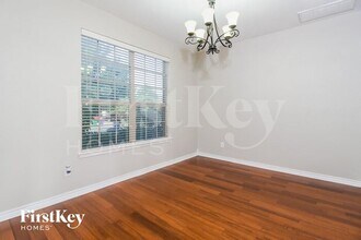 204 Clydesdale St in Waxahachie, TX - Foto de edificio - Building Photo