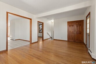 275 Jennings Rd in Fairfield, CT - Building Photo - Building Photo