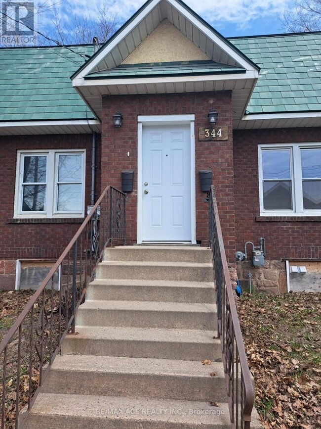 344 Wellington St E in Sault Ste Marie, ON - Building Photo - Building Photo