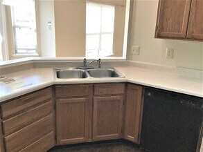 1131 Clark Dr in Greenwood, IN - Foto de edificio - Building Photo