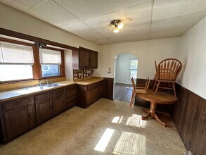 288 Dickey Ave NW in Warren, OH - Building Photo - Building Photo