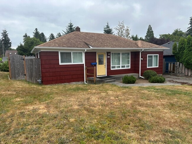 property at 1544 5th St