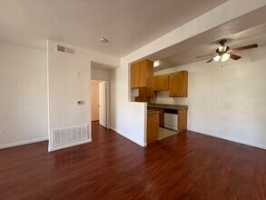 3318 N Decatur Blvd, Unit 1139 in Las Vegas, NV - Building Photo - Building Photo