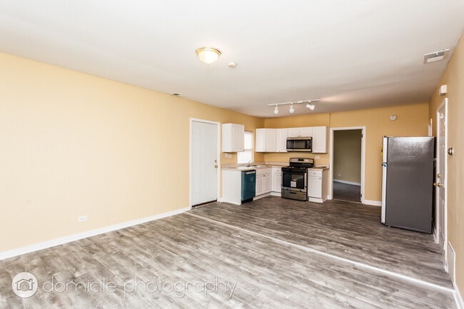 1022 W Fry St in Chicago, IL - Building Photo - Building Photo