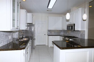 131 Silverbell Cir in Lake Jackson, TX - Building Photo - Building Photo