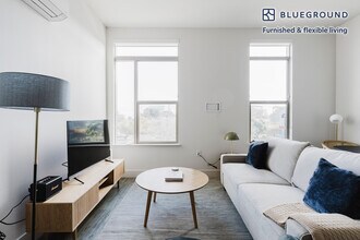 3645 Haven Ave in Menlo Park, CA - Foto de edificio - Building Photo