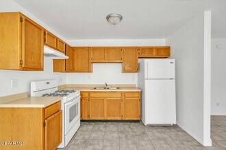 12335 Tierra Baja Way in El Paso, TX - Building Photo - Building Photo