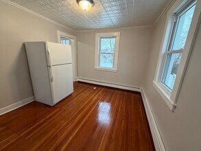 34 Grand Ave in Nashua, NH - Building Photo - Building Photo