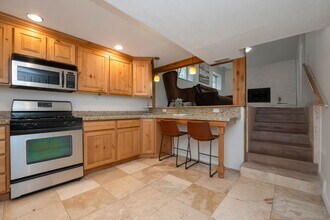 8865 Everleigh Cir in Cottonwood Heights, UT - Building Photo - Building Photo